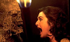 Konfrontation mit einer Mumie in 'The Mummy Returns' (2001)
